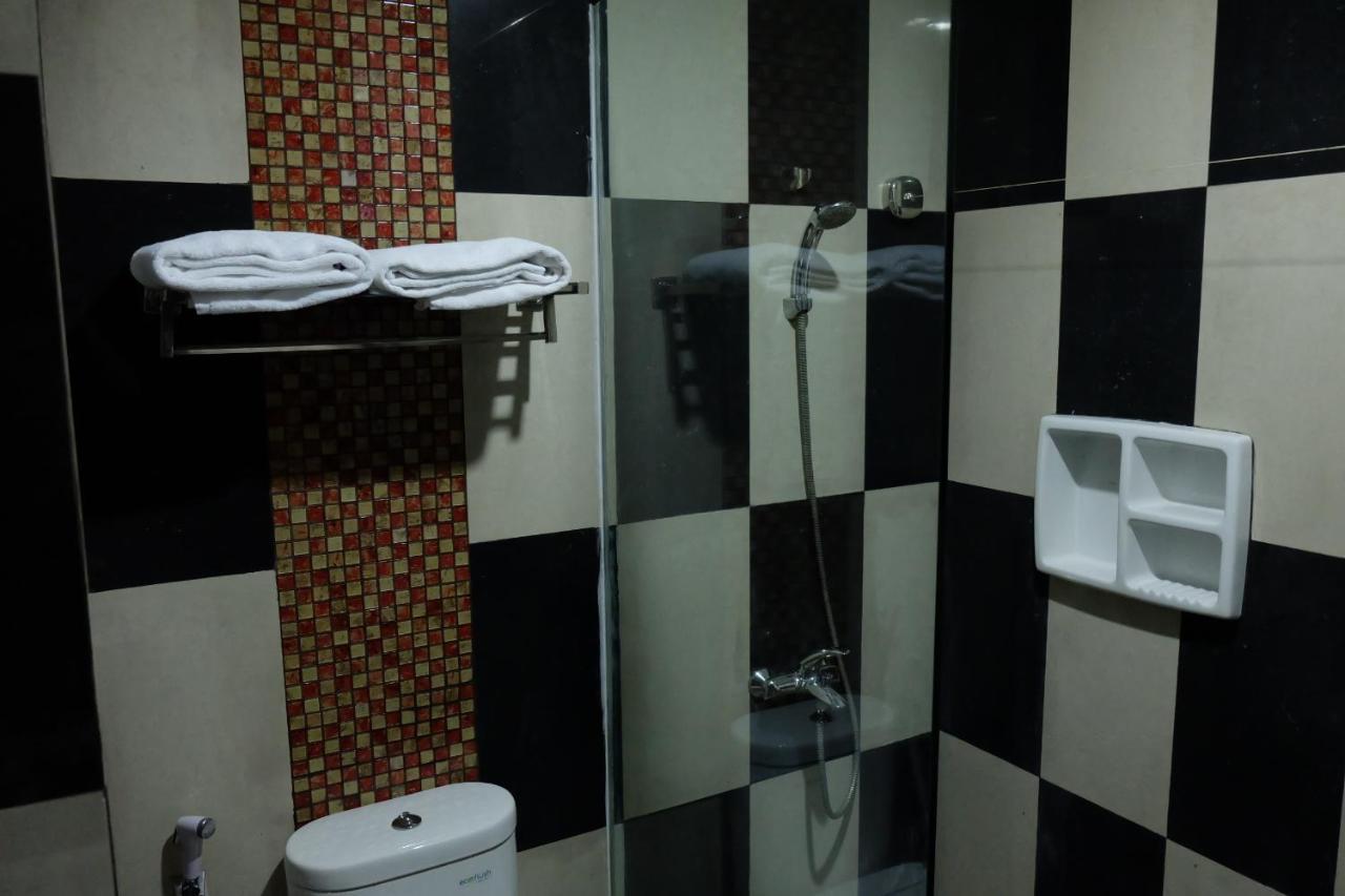 Pacific Hotel Ambon Esterno foto